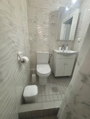 Sapphire Apartment 