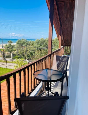 BLUE PEARL BEACH HOUSE