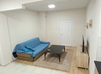 Se izdavaat apartmani