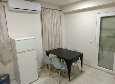 Se izdavaat apartmani