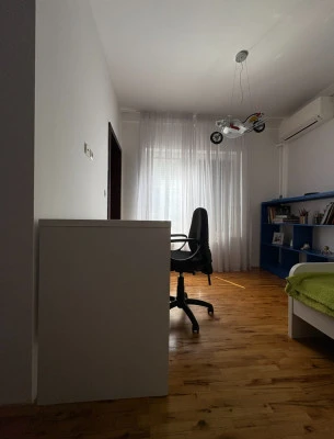 kratok prestoj kukja vo Radisani