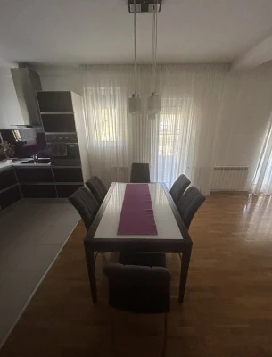 kratok prestoj 